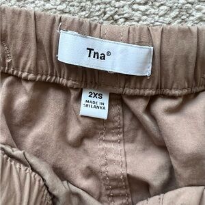 Aritzia Tna Cargo Skirt